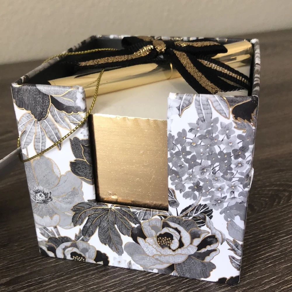 NWT Papyrus Note Organizer with Gold and Black Ribbon